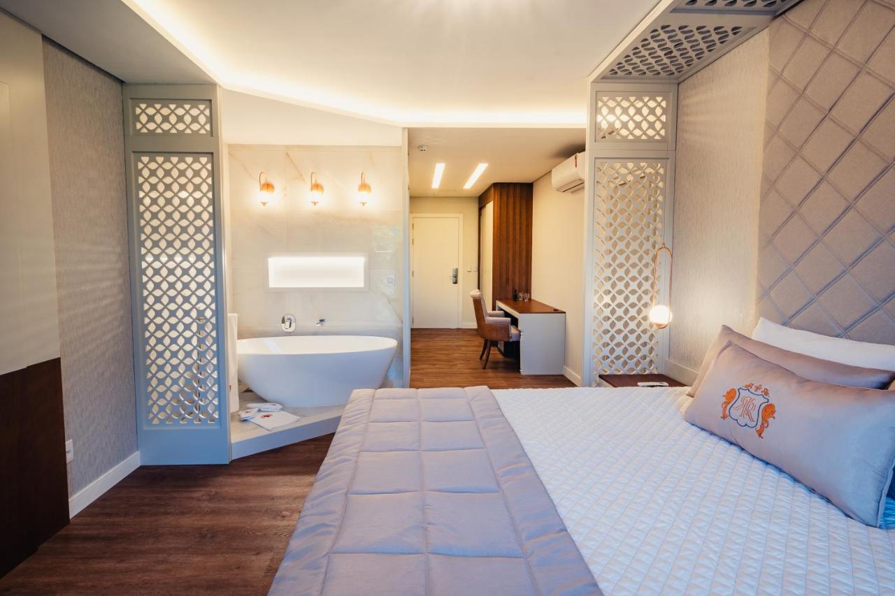 Hotel E Restaurante Giratorio Rf Vision - A Melhor Vista 360 De Γκραμάντο Εξωτερικό φωτογραφία