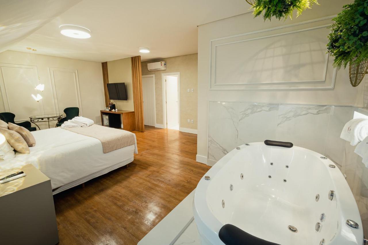 Hotel E Restaurante Giratorio Rf Vision - A Melhor Vista 360 De Γκραμάντο Εξωτερικό φωτογραφία