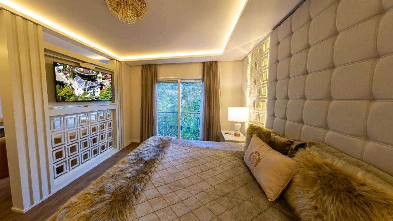 Hotel E Restaurante Giratorio Rf Vision - A Melhor Vista 360 De Γκραμάντο Εξωτερικό φωτογραφία