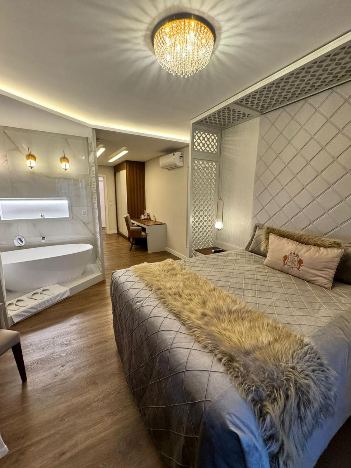 Hotel E Restaurante Giratorio Rf Vision - A Melhor Vista 360 De Γκραμάντο Εξωτερικό φωτογραφία